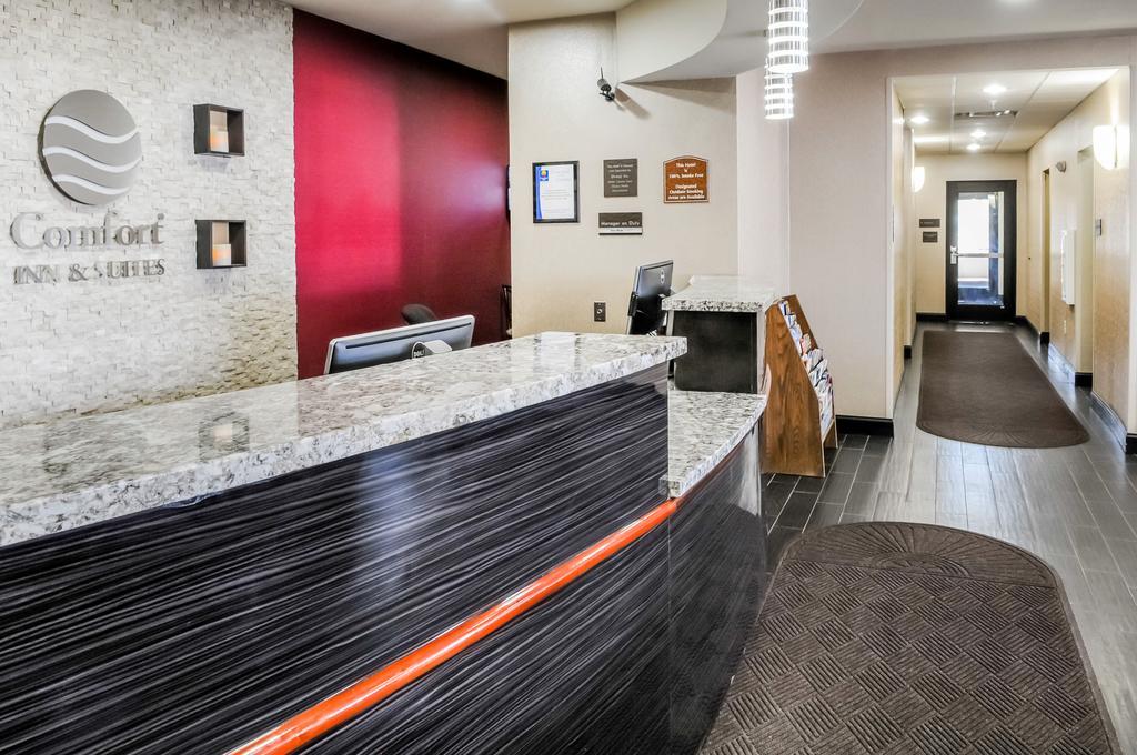Comfort Inn & Suites Artesia Exterior photo